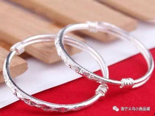 网红新款银手镯图片,网红新款银手镯，尽显时尚魅力