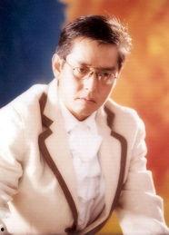 香港明星谭咏麟,华语乐坛永恒的‘歌神传奇”