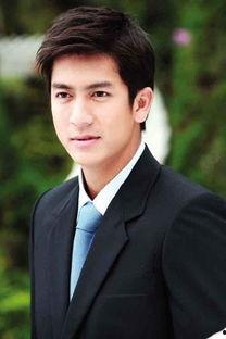 姓薛明星明星或演员男,盘点那些闪耀荧屏的帅气男演员